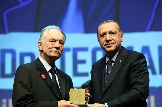 Başkan Erdoğan'dan Cumhurbaşkanlığı 2021 Kültür ve Sanat Büyük Ödülleri töreninde önemli açıklamalar