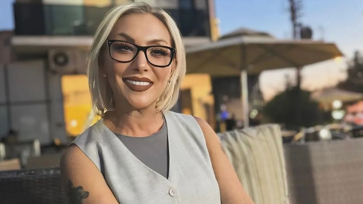 Güllü'nün stüdyodaki mutlu anları yürek burktu! Oğlu Tuğberk'ten duygu dolu doğum günü anması: "İyi ki doğdun meleğim"-6