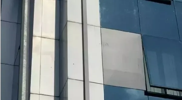 dilan-polatin-atasehirdeki-poliklinigine-silahli-saldiri-sabaha-karsi-kursunlandi-1696940010617.jpg Dilan Polat'ın Ataşehir'deki polikliniğine silahlı saldırı! Sabaha karşı kurşunlandı!-3