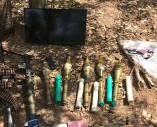 Terör örgütü PKKya pençe darbesi! Çok sayıda silah ve mühimmat ele geçirildi