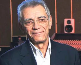 Ünlü sanatçı hayatını kaybetti