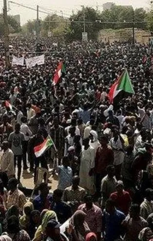 Sudan'da OHAL 3 ay uzatıldı