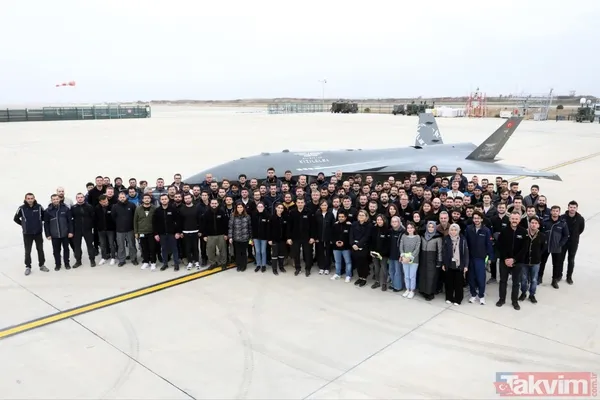 Milli insansız savaş uçağı KIZILELMA testleri başarıyla geçti! Pistte böyle görüntülendi! Muharip İnsansız Savaş Uçağı'nın adı neden Bayraktar KIZILELMA? - 4