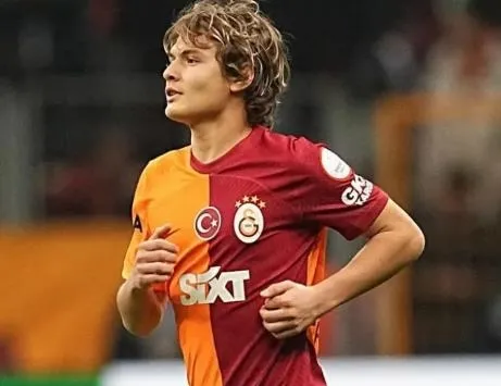 Efe Akman yuvada kaldı