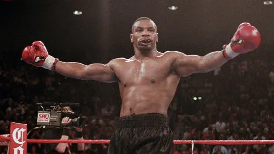 Mike Tyson dikkat: 3 yıl önce Evander Holyfield’ın başına gelmişti