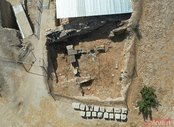 Zeugma Antik Kenti'nde 16 yıl süren kazılar sonucunda 2 kaya odası ortaya çıkarıldı - 18