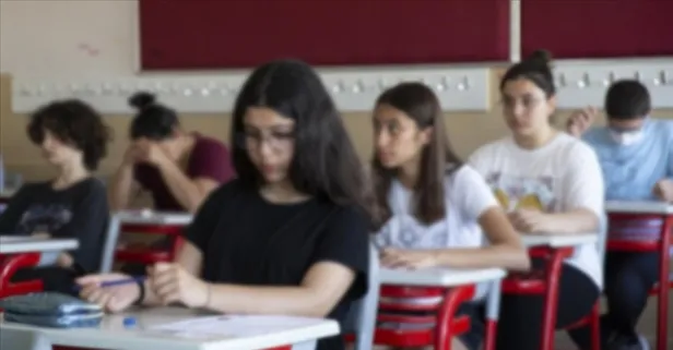 MEB'den resmi açıklama geldi: Lise 2 yıla mı düşüyor? 2+2 ve 3+1 modeli nedir?