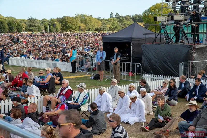 Yeni Zelandalılar cami katliamında ölen terör kurbanlarını unutmadı