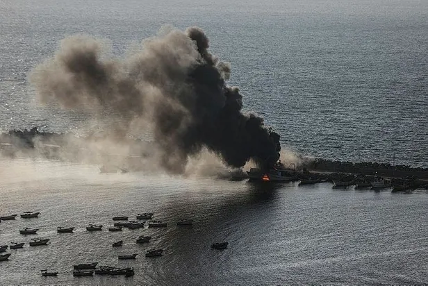 haham-elhanan-beckin-sozleri-sosyal-medyada-gundem-oldu-barisin-tek-yolu-isgal-edilen-tum-topraklari-filistine-1696959926372.jpeg Haham Elahanan Beck'in sözleri sosyal medyada gündem oldu: Barışın tek yolu işgal edilen tüm toprakları Filistin'e iade etmek-2