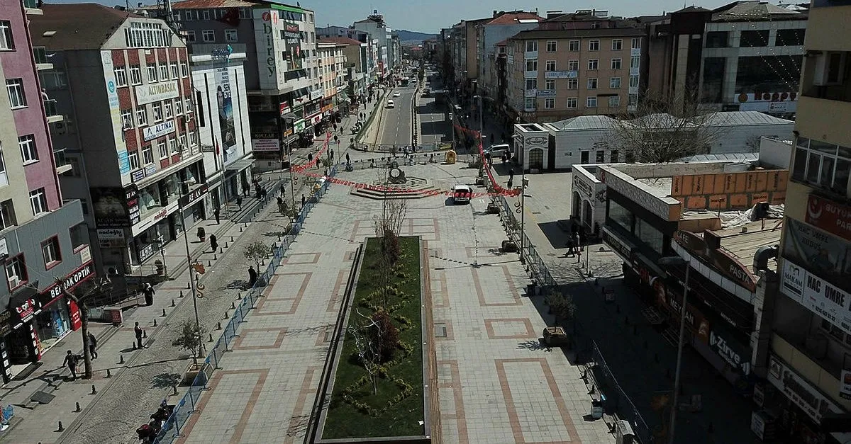 Son Dakika Istanbul Sultanbeyli Meydani Yaya Trafigine Kapatildi Takvim