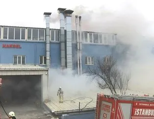 Arnavutköy’de fabrikada korkutan yangın!
