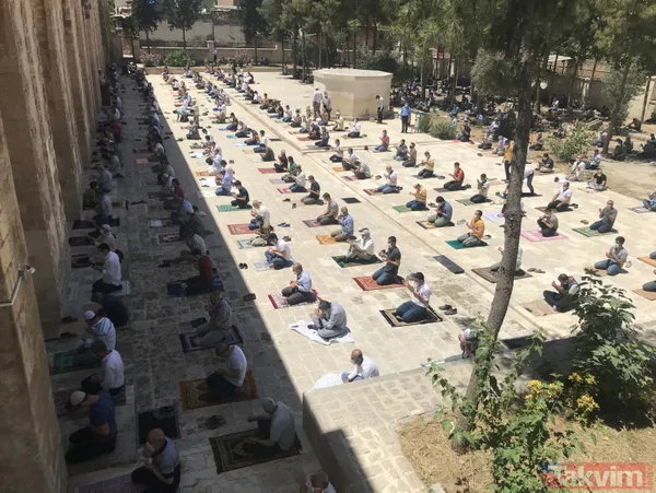 Koronavirüs sonrası ilk cuma namazı! Türkiye'nin dört bir yanından görüntüler geldi - 20