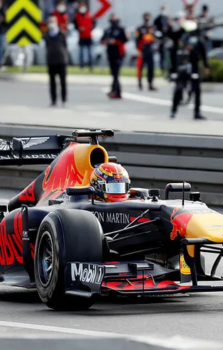 İstanbul GP öncesi dünyada bir ilk! Formula 1'de sıradaki durak 15 Temmuz Şehitler Köprüsü