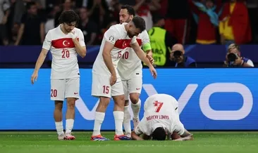 Samet Akaydin golü secde ederek kutladı!