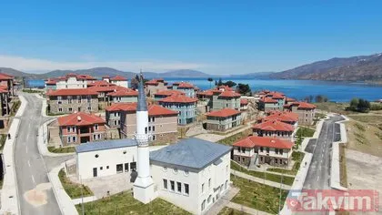 Elazığ’da depremzedelere göl manzaralı evler