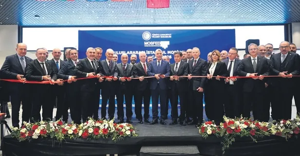 Uluslararası İstanbul Mobilya Fuarı’nda konuşan Bakan Bolat ‘Enflasyon yüzde 20’nin altına gerileyecek’