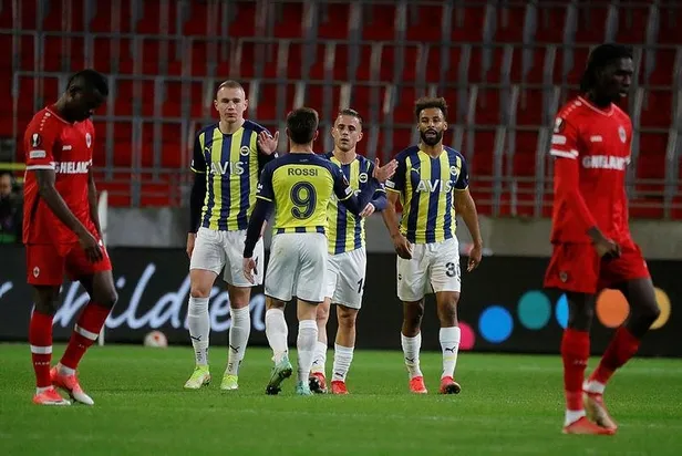 avrupada-fenerin-gecesi-antwerp-0-3-fenerbahce-mac-sonucu-1636064283303.jpeg
