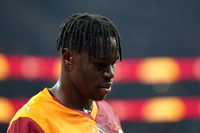 Fenerbahçe ve Galatasaray'ın yıldız futbolcu için transfer savaşı! - 20