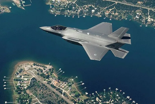 abd-hava-kuvvetlerinden-flas-f-35-karari-motor-sikintisi-yuzunden-hava-gosterileri-kisitlanacak-1613252754055.jpeg ABD Hava Kuvvetleri'nden flaş F-35 kararı! Motor sıkıntısı yüzünden hava gösterileri kısıtlanacak...-2