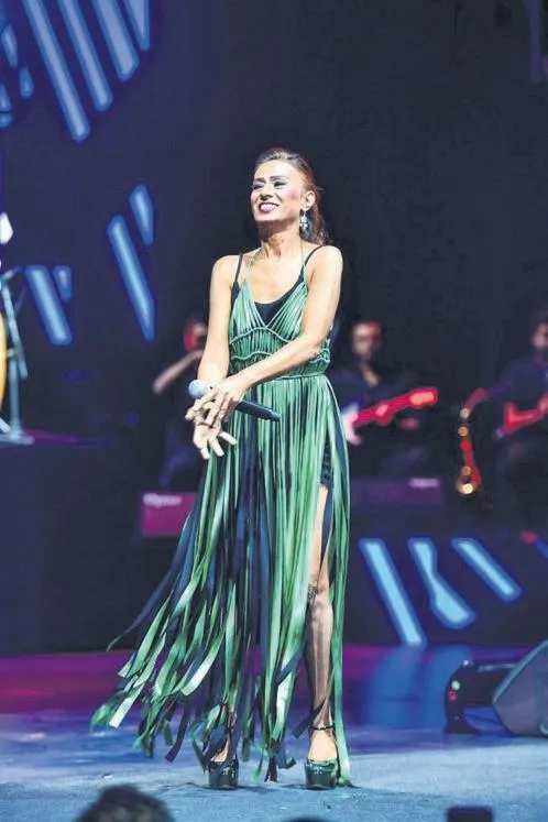 buyuk-gun-geldi-kurulus-osman-nefes-kesen-yeni-sezon-bolumuyle-izleyicilerle-bulusuyor-1664910909489.jpeg Büyük gün geldi! Kuruluş Osman nefes kesen yeni sezon bölümüyle izleyicilerle buluşuyor-9