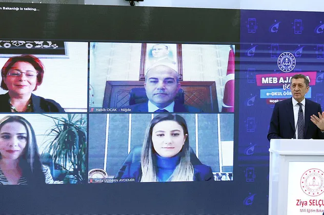 MEB'den 'MEB Ajanda' ve 'E-okul' uygulaması!