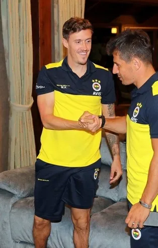 Fenerbahçe'de Emre Belözoğlu kampa katıldı