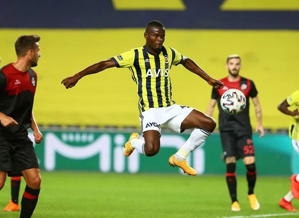 fenerbahceye-mbwana-samatta-mujdesi-iskoc-ekibi-devrede-1627410583798.jpg Fenerbahçe’ye Mbwana Samatta müjdesi! İskoç ekibi devrede…-5