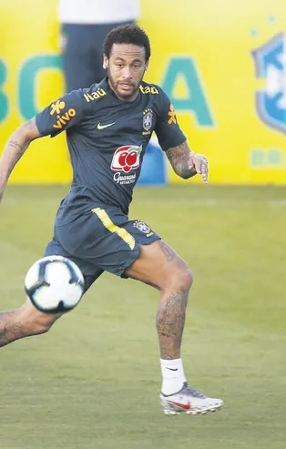 Tecavüz suçlamasıyla gündem yaratan Neymar'a sponsorlarından kötü haber