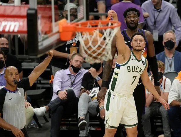 NBA Final Serisi'nde ilk maç Suns'ın! MAÇ SONUCU: Phoenix Suns 118-105 Milwaukee Bucks-5