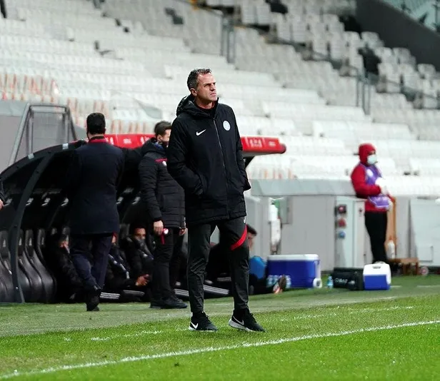 Süper Lig ekibi Göztepe teknik direktörlük görevi için Stjepan Tomas ile anlaştı-1