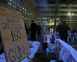 CHPli Antalya Büyükşehir Belediyesi önündeki işçiler yeni yıla grevde giriyorlar!