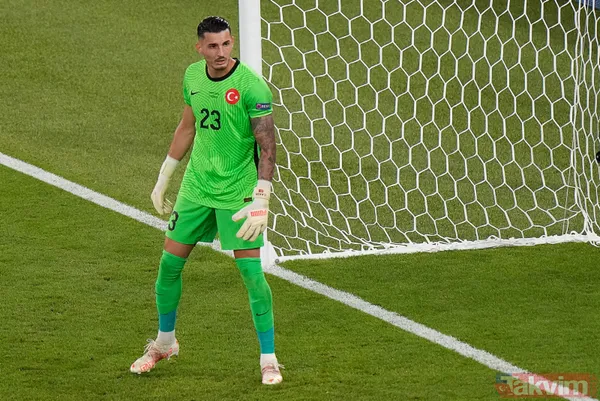 Roma Rui Patricio'yu kadrosuna kattı! Gözler şimdi Uğurcan Çakır'da - 2