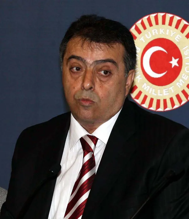 osman-durmus-kimdir-eski-saglik-bakani-osman-durmus-kac-yasinda-ve-nerelidir-1603742273638.jpg