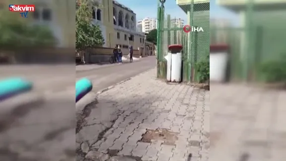 Adana’da bisikletli çocuğu darp eden 2 kişi gözaltına alındı!