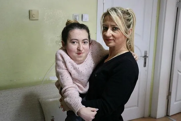 CHP'li belediyeden engelli kıza akılalmaz tehdit! AK Parti'den istifa etmezsen...-1