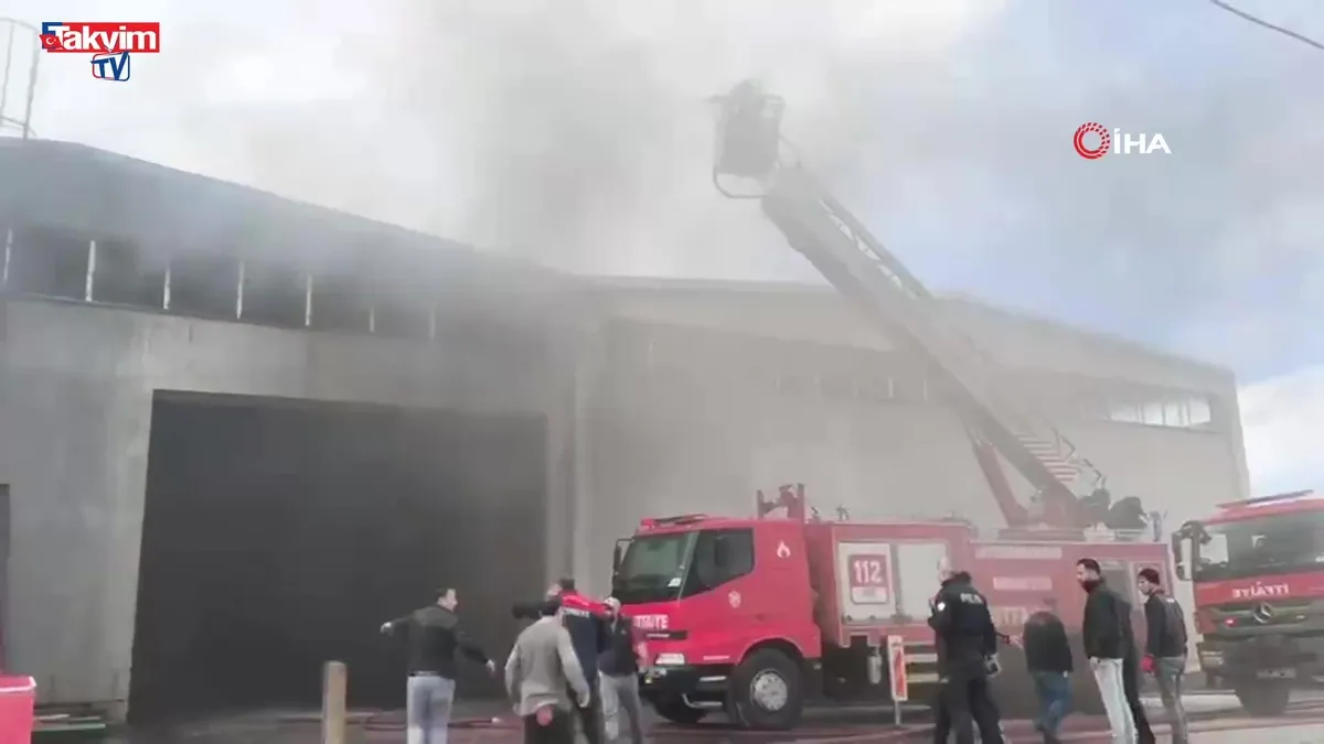 Afyonkarahisar OSB'de kereste fabrikası yangını!