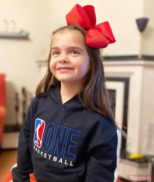 Hülya Avşar poposunu ısırmıştı! Yetenek Sizsiniz Baha Bayırlı koskoca delikanlı oldu! Çocuk yıldız Baha Bayırlı'nın son haline bakın... - 23