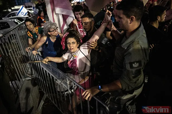Tel Aviv'de kafesli protesto! Onlarca İsrailli, Netanyahu'nun istifası için sokaklara döküldü: Sen baştasın, sen suçlusun - 12