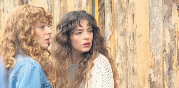 en-iyilerle-yarisiyor-oktay-kaynarca-en-iyi-erkek-oyuncu-kategorisine-aday-1688417247194.jpeg En iyilerle yarışıyor! Oktay Kaynarca En İyi Erkek Oyuncu kategorisine aday...-11