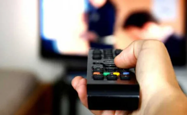 Daha başladığını anlamadan biletleri kesildi! Kanal D Show TV Fox TV pata küte fişleri çektiler o diziler final yapıyor-3