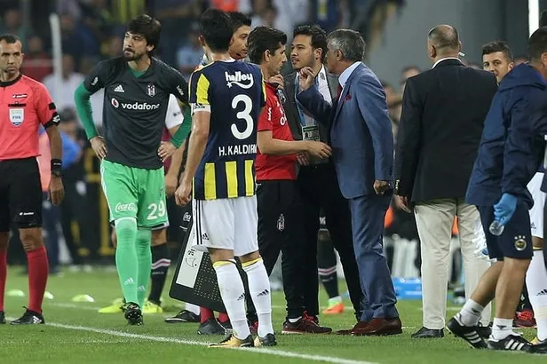 Ahmet Çakar, Palabıyık'ı bombaladı-11