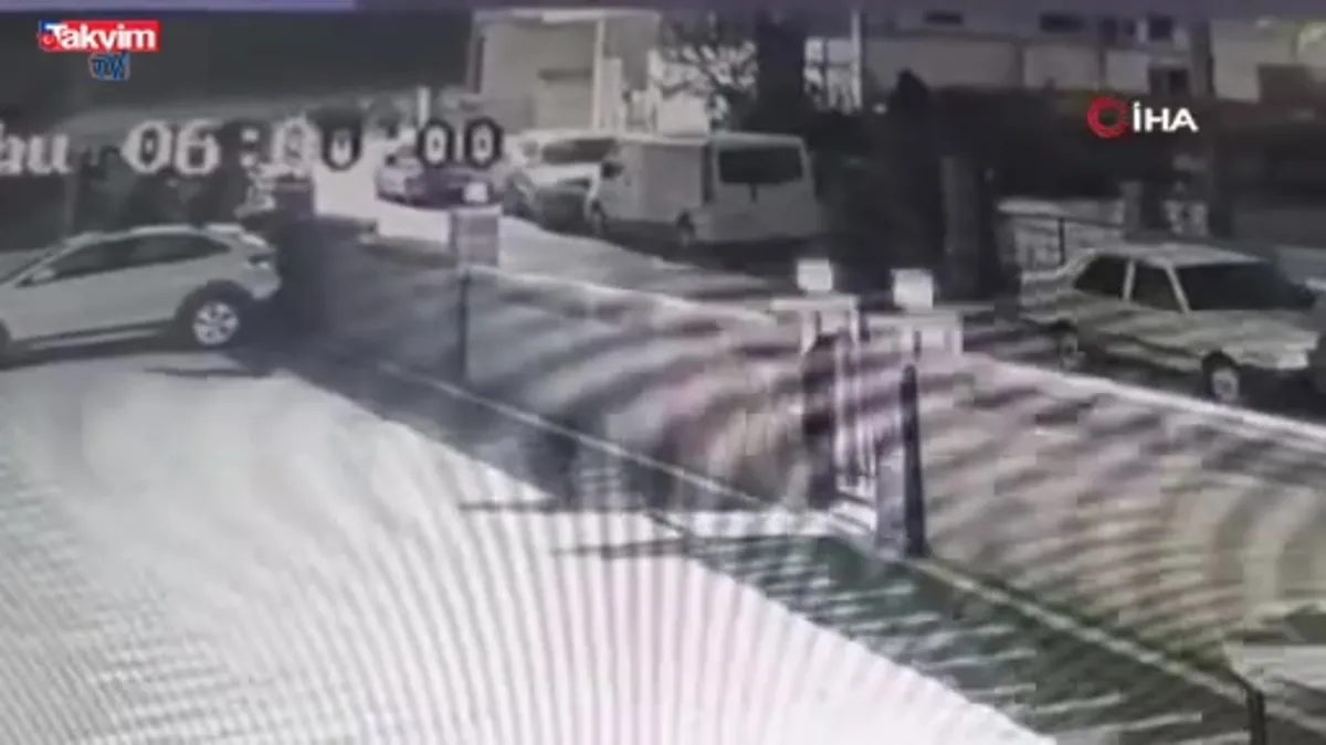 Maltepe'deki 7 katlı binanın çöktüğü anlar kamerada