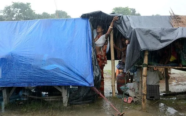 Hindistan'ın Assam eyaletinde sel ve heyelanlarda ölenlerin sayısı 119’a yükseldi-1