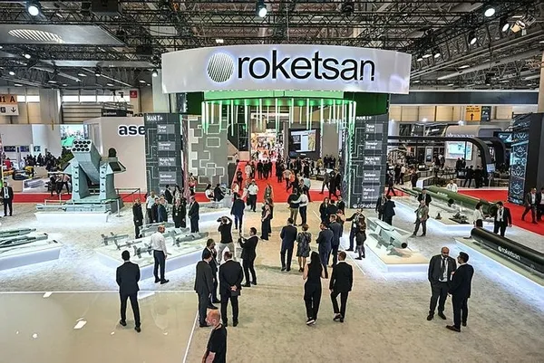 hava-karada-ve-denizde-yuzde-100-yerli-ve-milli-turk-savunma-sanayiinde-yeni-donemin-kapilari-acildi-1690433153108.jpg Hava karada ve denizde yüzde 100 yerli ve milli! Türk savunma sanayiinde yeni dönemin kapıları açıldı-3