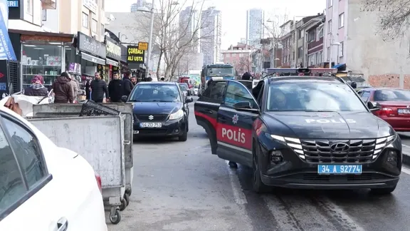 Ataşehir'de çöp kamyonu yayaya çarptı: Kadın hayatını kaybetti