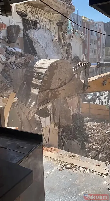 Küçükçekmece'de duvarsız bina! Ekipler bile şaşırdı - 5