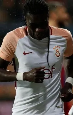 Gomis Galatasaray tarihine geçti!