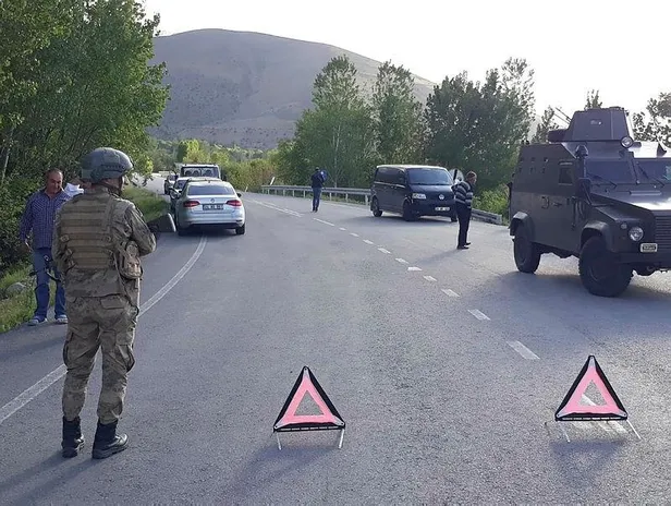 Son dakika: Teröristlerin hain planı Mehmetçiğin dikkati ve soğukkanlılığı sayesinde tutmadı-2