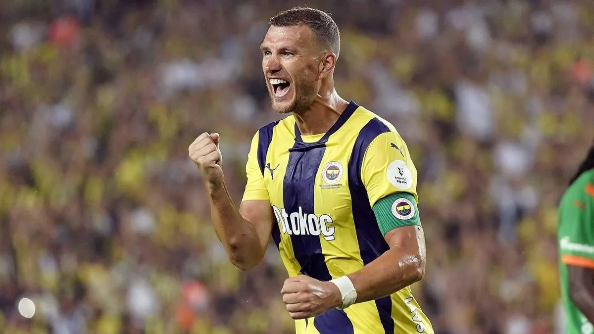 Fenerbahçe'nin süper starı Edin Dzeko müthiş istatistiklere imza attı!