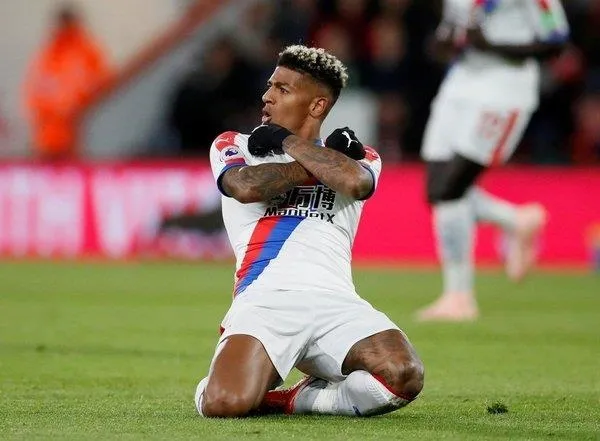 Fenerbahçe'den Van Aanholt hamlesi: Hollanda'nın bankosu kararı Euro 2020'den sonra verecek-6